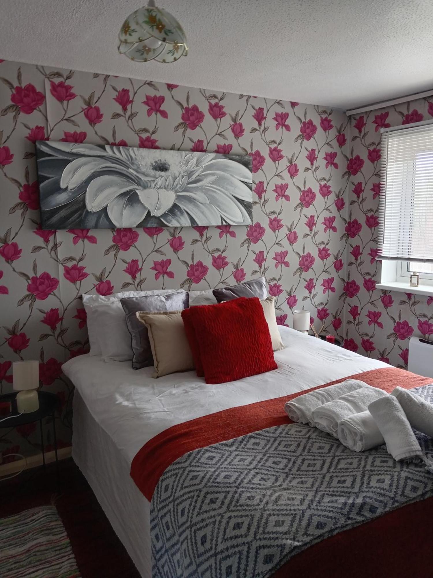 Holiday home Long - Short Stay-slough Slough